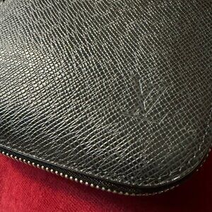 Louis Vuitton Taiga Leather - large, zip travel case organizer / wallet / clutch